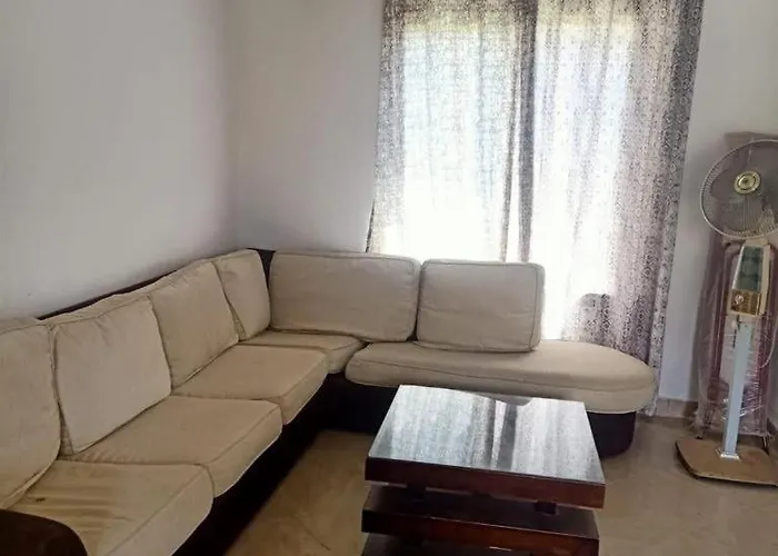 العين السخنة *